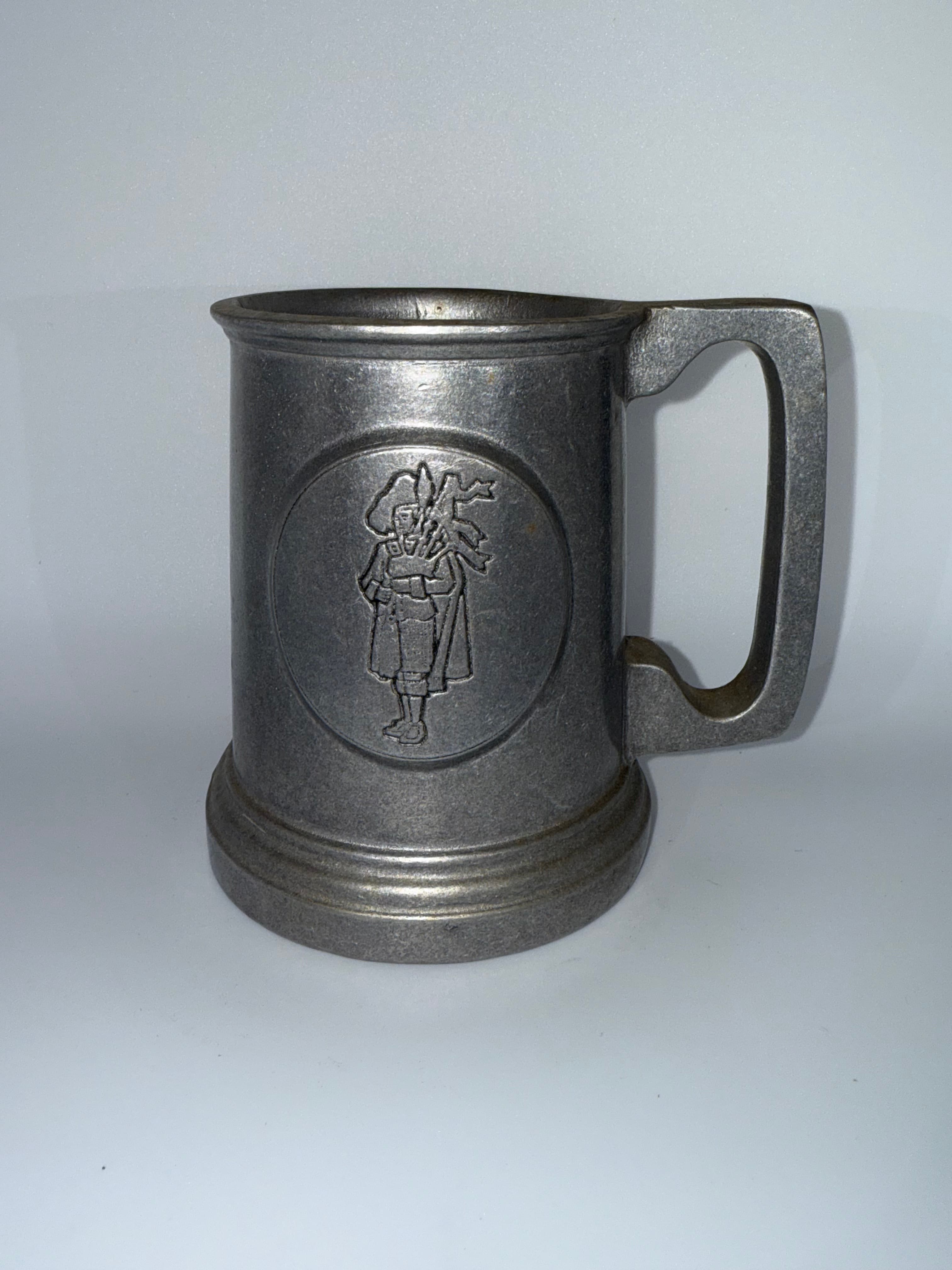 Vintage Pewter Mug with Bagpipes Design - Great Condition