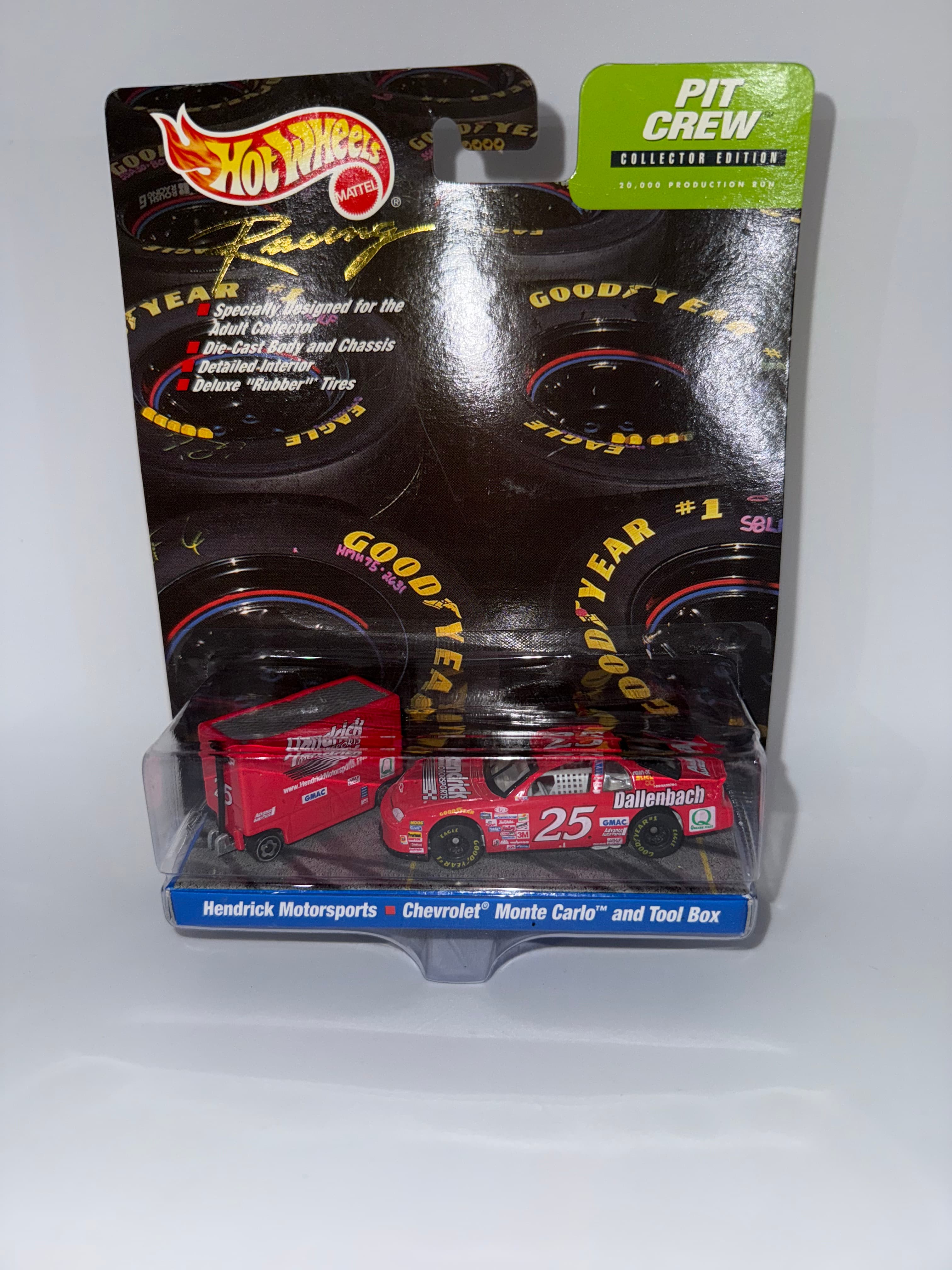 Hot Wheels Pit Crew #25 Chevrolet Monte Carlo Collectible